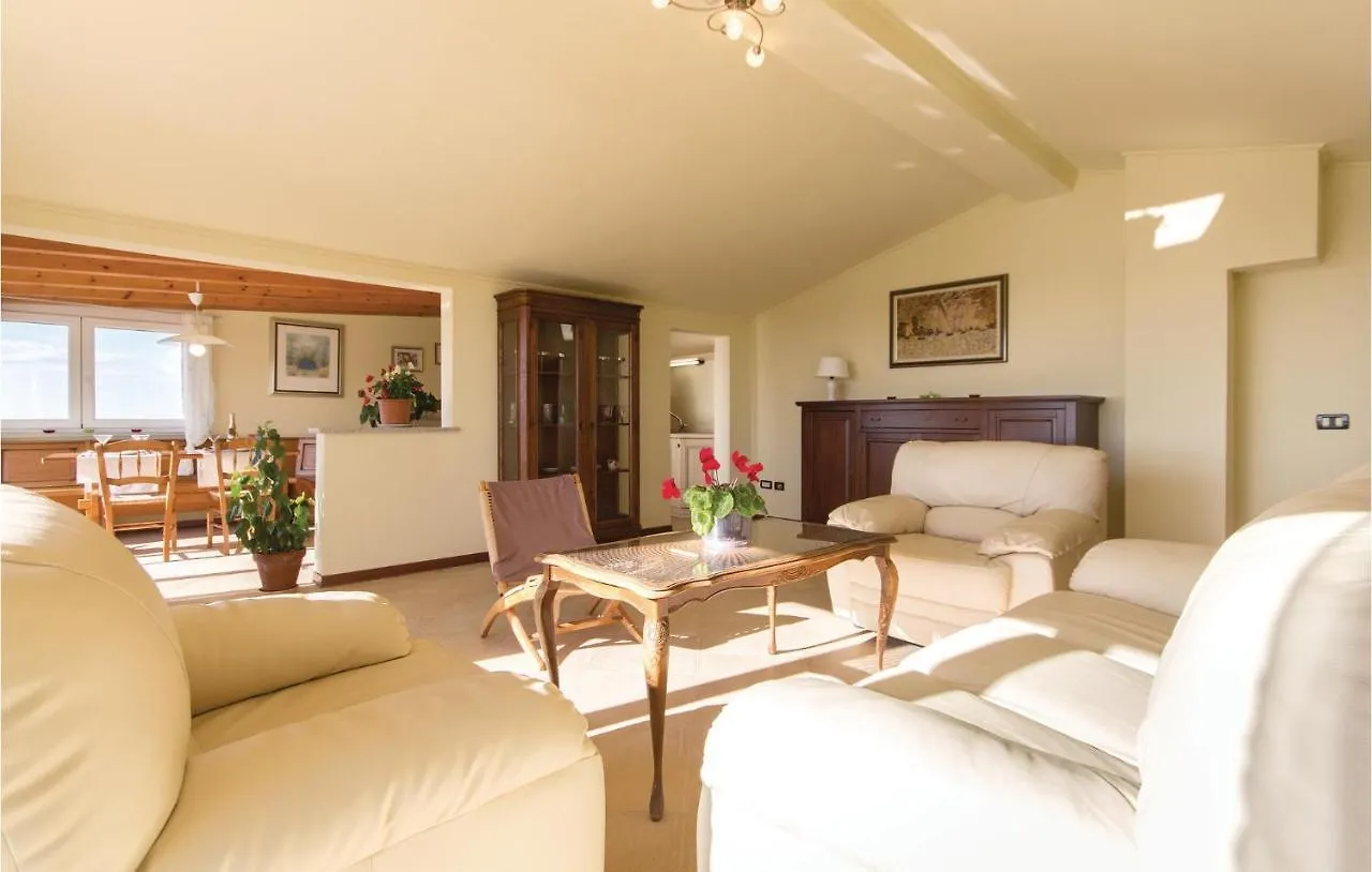 2 Bedroom Awesome Apartment In Vodnjan Hırvatistan