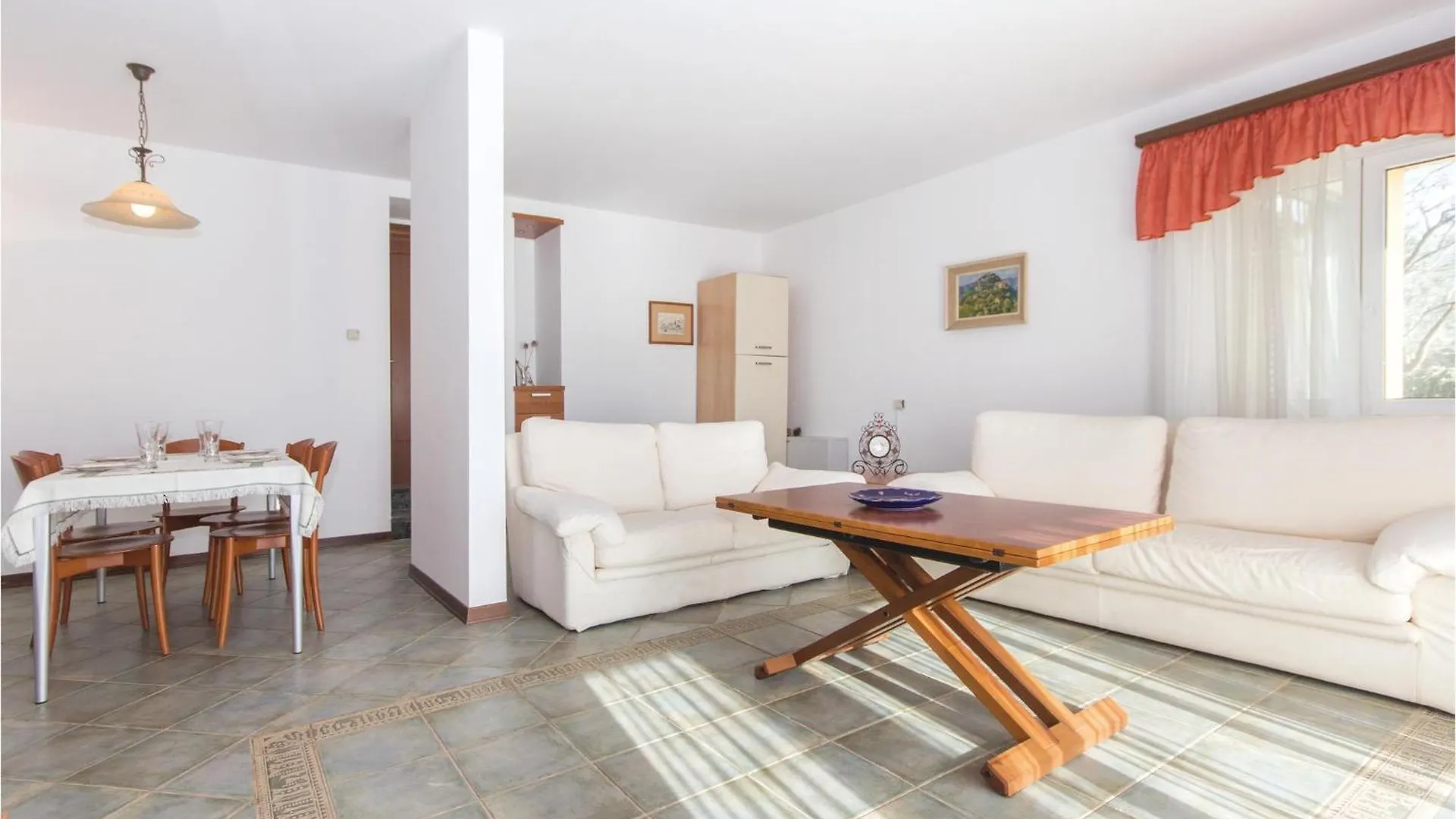 2 Bedroom Awesome Apartment In Vodnjan